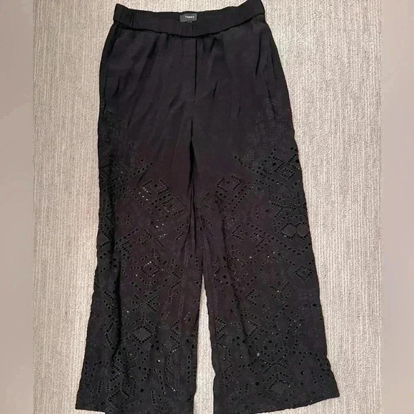 MEDIUM THEORY ALKES GHOST CREPE EYELET MEDIUM BLACK CROCHET ANKLE LEG PANTS - Picture 2 of 9